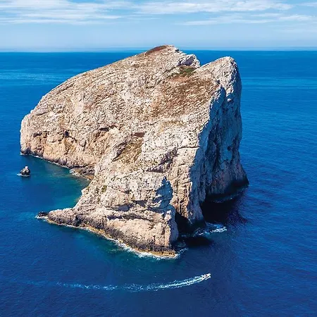 Baia Di Conte Ξενοδοχείο 4*