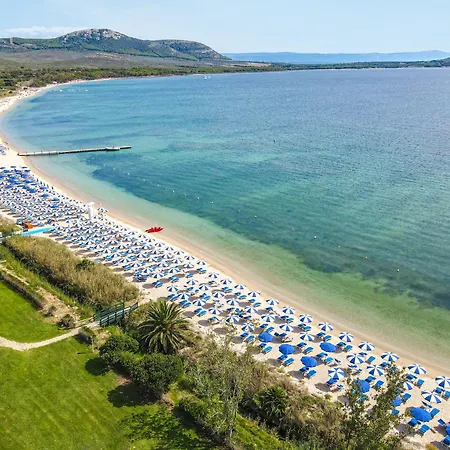 Ξενοδοχείο Baia Di Conte 4*
